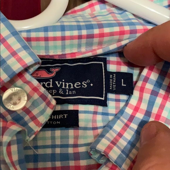 Vineyard vines button down long sleeve - Picture 2 of 2